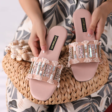 Coral Breeze – Pearl Embellished Slides For Women